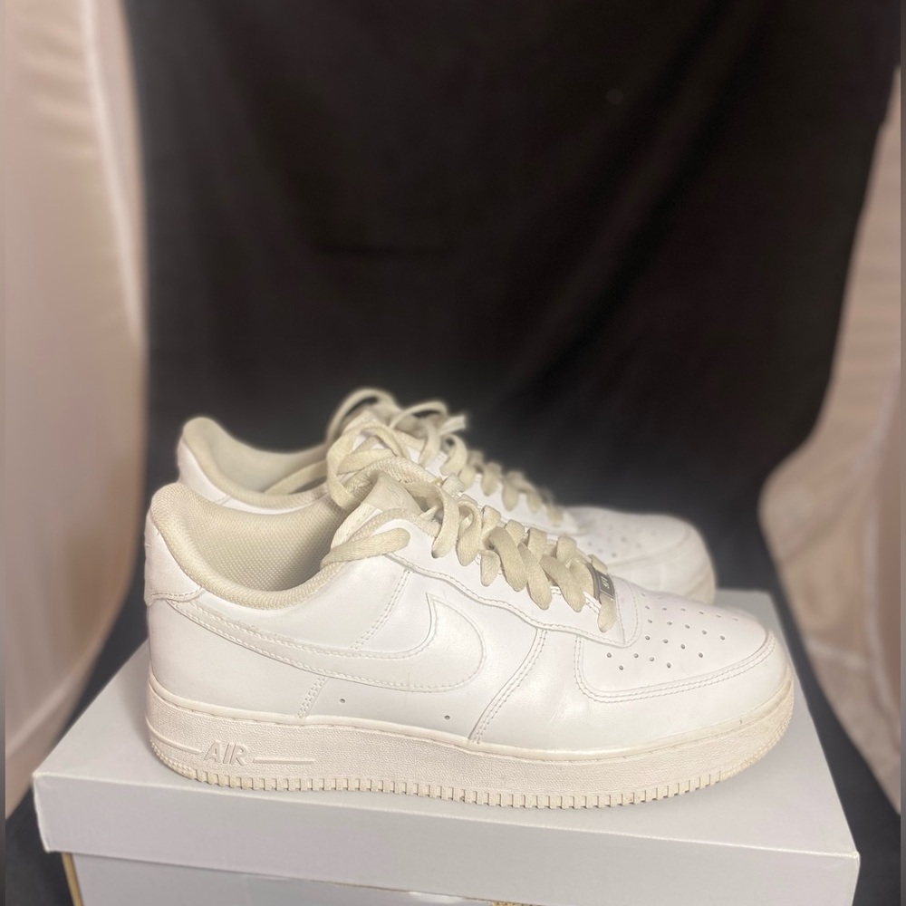 Nike Air Force 1